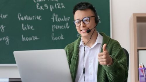 8 Best Ways For How To Teach Online, Tools & Platforms - Passbuttons